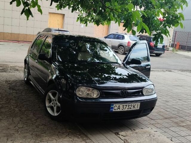 Черный Фольксваген Гольф, объемом двигателя 1.9 л и пробегом 315 тыс. км за 4700 $, фото 1 на Automoto.ua
