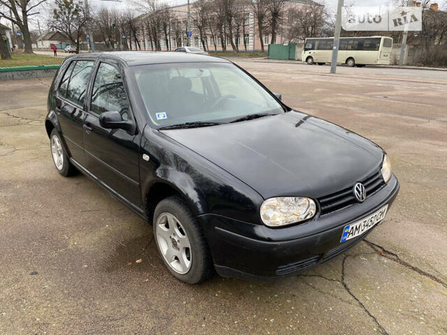 Чорний Фольксваген Гольф, об'ємом двигуна 1.39 л та пробігом 193 тис. км за 4000 $, фото 1 на Automoto.ua