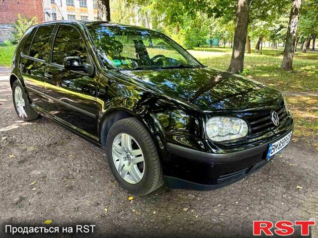 Черный Фольксваген Гольф, объемом двигателя 1.4 л и пробегом 253 тыс. км за 4900 $, фото 1 на Automoto.ua