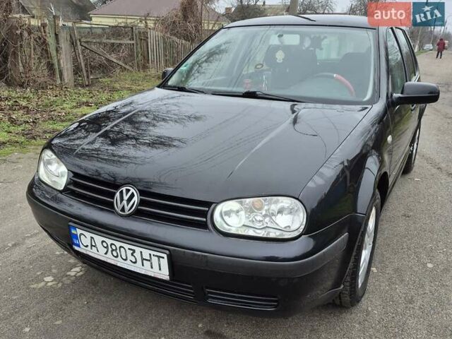 Чорний Фольксваген Гольф, об'ємом двигуна 1.39 л та пробігом 298 тис. км за 4200 $, фото 1 на Automoto.ua