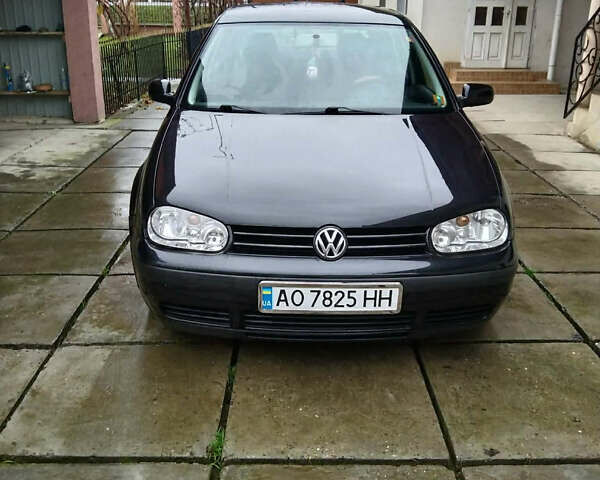 Чорний Фольксваген Гольф, об'ємом двигуна 1.6 л та пробігом 247 тис. км за 4200 $, фото 1 на Automoto.ua