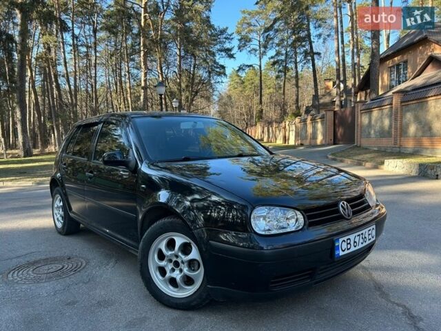 Чорний Фольксваген Гольф, об'ємом двигуна 1.39 л та пробігом 330 тис. км за 3600 $, фото 1 на Automoto.ua