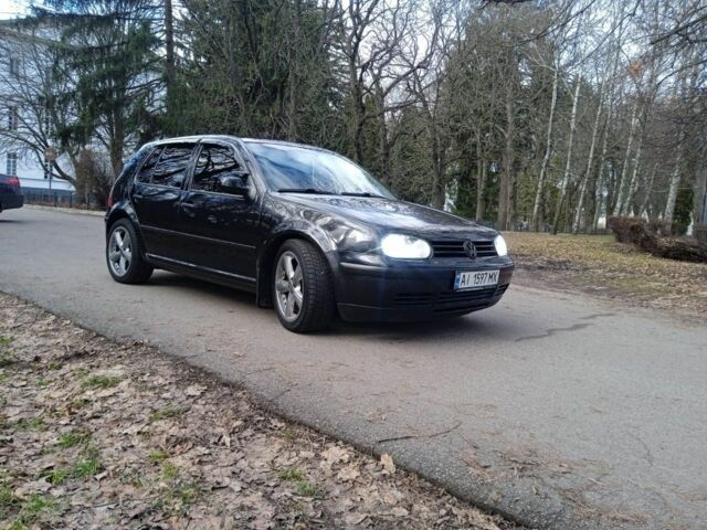 Черный Фольксваген Гольф, объемом двигателя 1.4 л и пробегом 175 тыс. км за 5000 $, фото 1 на Automoto.ua