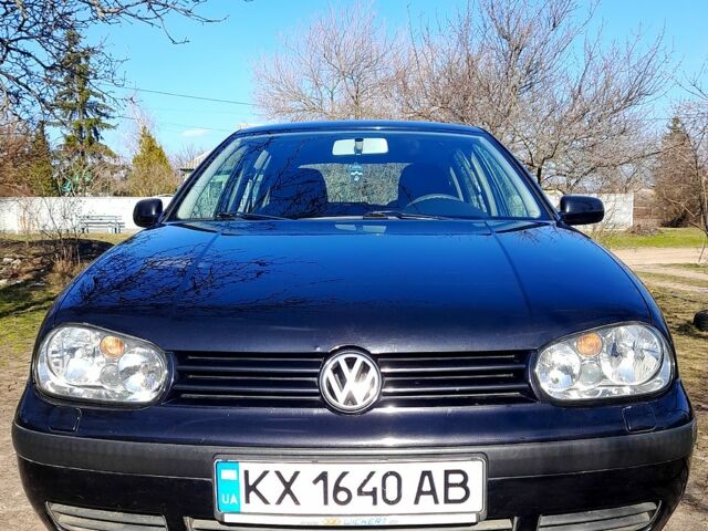 Чорний Фольксваген Гольф, об'ємом двигуна 1.6 л та пробігом 244 тис. км за 4300 $, фото 1 на Automoto.ua