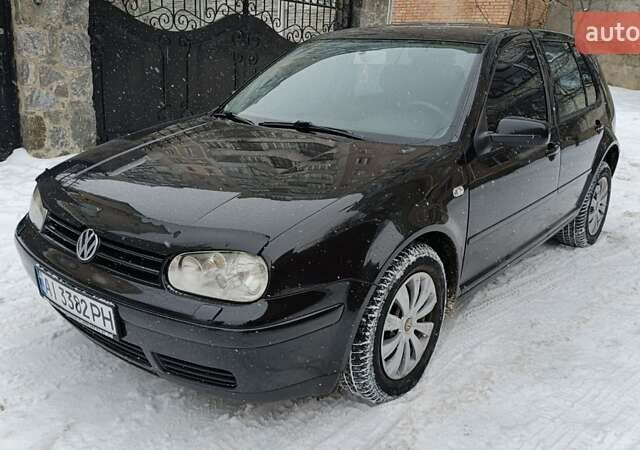 Черный Фольксваген Гольф, объемом двигателя 1.8 л и пробегом 320 тыс. км за 4199 $, фото 1 на Automoto.ua