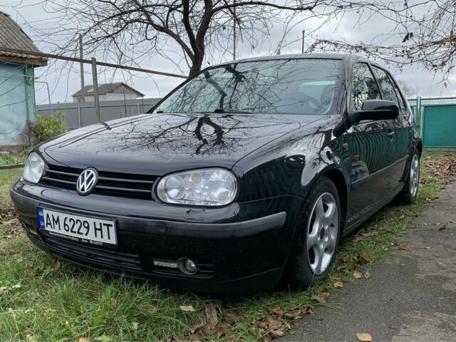 Черный Фольксваген Гольф, объемом двигателя 1.4 л и пробегом 234 тыс. км за 4100 $, фото 1 на Automoto.ua