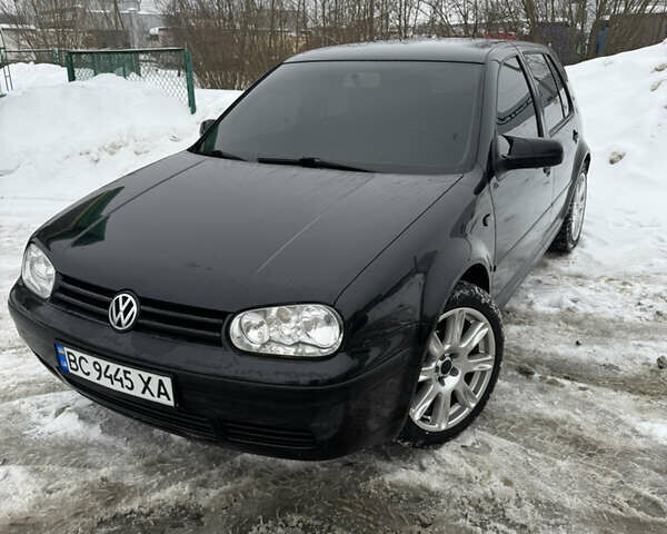Черный Фольксваген Гольф, объемом двигателя 1.39 л и пробегом 250 тыс. км за 4450 $, фото 1 на Automoto.ua