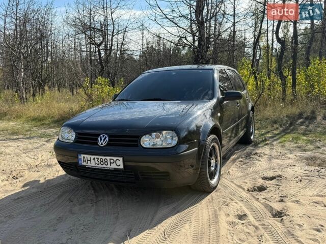 Чорний Фольксваген Гольф, об'ємом двигуна 1.6 л та пробігом 220 тис. км за 3999 $, фото 1 на Automoto.ua