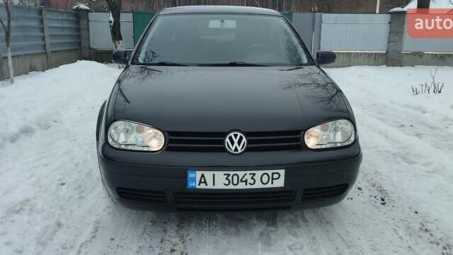 Черный Фольксваген Гольф, объемом двигателя 1.4 л и пробегом 152 тыс. км за 4700 $, фото 1 на Automoto.ua