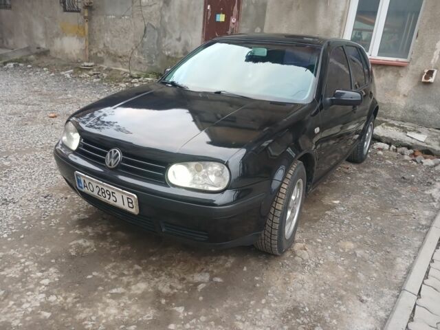 Чорний Фольксваген Гольф, об'ємом двигуна 1.4 л та пробігом 305 тис. км за 4000 $, фото 1 на Automoto.ua