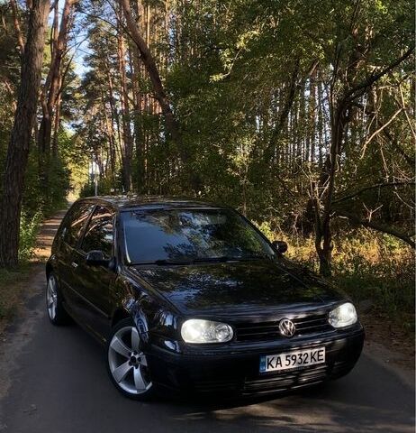 Чорний Фольксваген Гольф, об'ємом двигуна 1.4 л та пробігом 213 тис. км за 3600 $, фото 1 на Automoto.ua