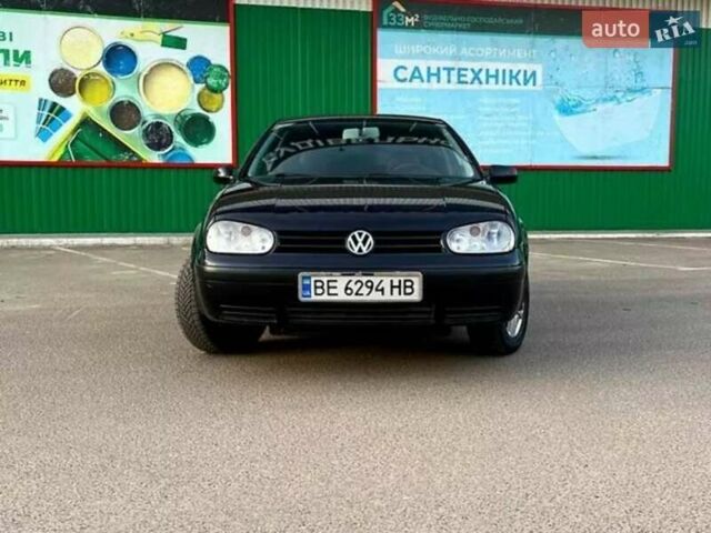 Чорний Фольксваген Гольф, об'ємом двигуна 1.6 л та пробігом 200 тис. км за 4000 $, фото 1 на Automoto.ua