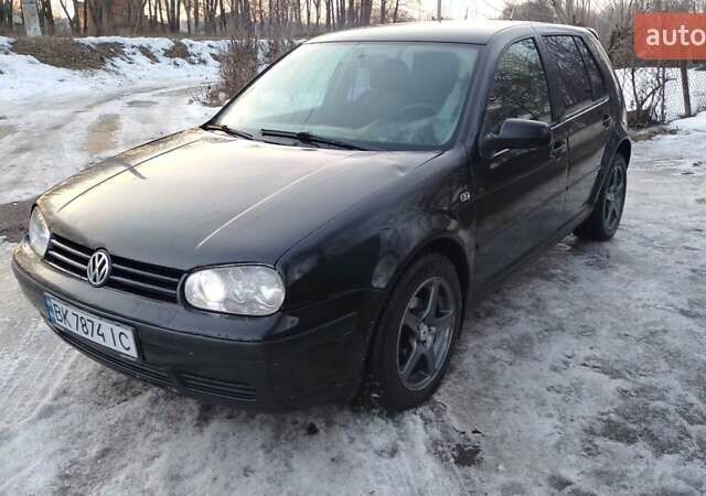 Чорний Фольксваген Гольф, об'ємом двигуна 1.6 л та пробігом 314 тис. км за 2250 $, фото 1 на Automoto.ua