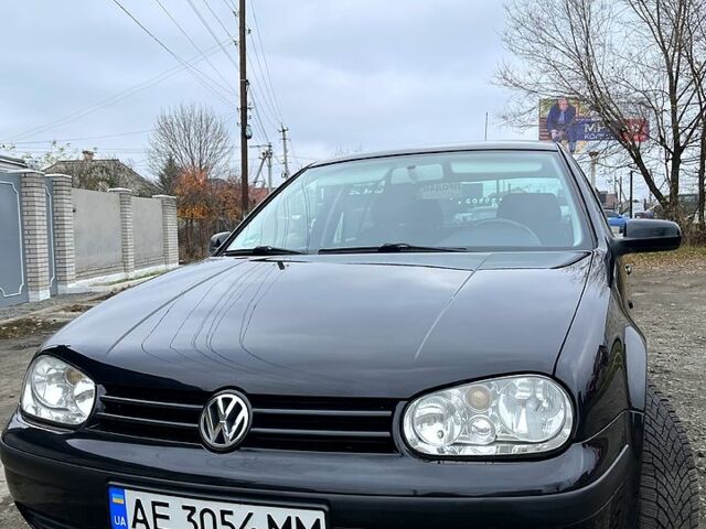Чорний Фольксваген Гольф, об'ємом двигуна 1.4 л та пробігом 210 тис. км за 4800 $, фото 1 на Automoto.ua