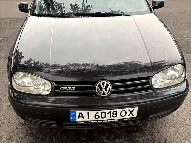 Черный Фольксваген Гольф, объемом двигателя 1.6 л и пробегом 353 тыс. км за 4100 $, фото 1 на Automoto.ua