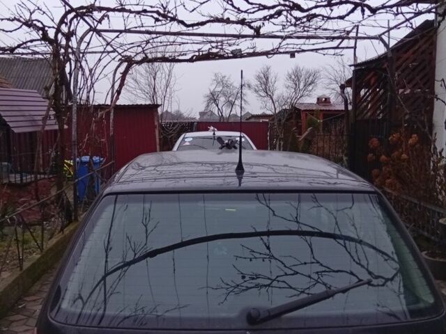 Черный Фольксваген Гольф, объемом двигателя 0 л и пробегом 343 тыс. км за 2300 $, фото 1 на Automoto.ua