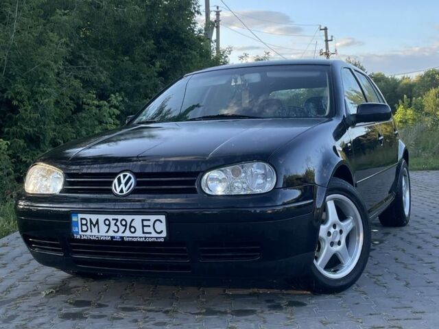 Черный Фольксваген Гольф, объемом двигателя 1.6 л и пробегом 230 тыс. км за 4500 $, фото 1 на Automoto.ua