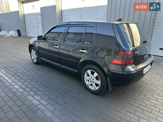 Черный Фольксваген Гольф, объемом двигателя 1.9 л и пробегом 270 тыс. км за 4699 $, фото 1 на Automoto.ua