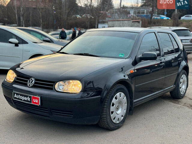 Черный Фольксваген Гольф, объемом двигателя 1.4 л и пробегом 264 тыс. км за 4490 $, фото 1 на Automoto.ua