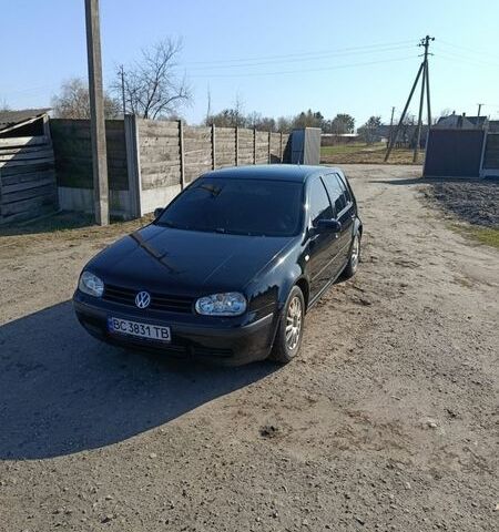 Черный Фольксваген Гольф, объемом двигателя 1.6 л и пробегом 259 тыс. км за 4150 $, фото 1 на Automoto.ua