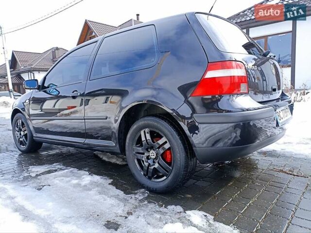 Черный Фольксваген Гольф, объемом двигателя 1.6 л и пробегом 260 тыс. км за 4850 $, фото 1 на Automoto.ua