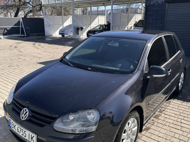 Чорний Фольксваген Гольф, об'ємом двигуна 1.6 л та пробігом 263 тис. км за 4700 $, фото 1 на Automoto.ua