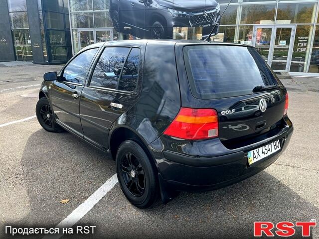 Черный Фольксваген Гольф, объемом двигателя 1.4 л и пробегом 193 тыс. км за 4400 $, фото 1 на Automoto.ua