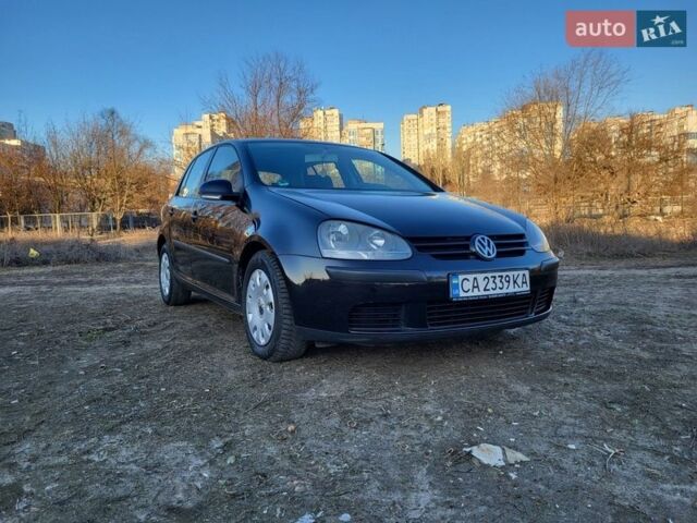 Черный Фольксваген Гольф, объемом двигателя 1.39 л и пробегом 219 тыс. км за 5400 $, фото 1 на Automoto.ua