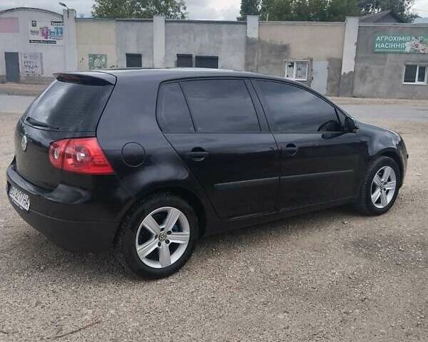 Черный Фольксваген Гольф, объемом двигателя 1.39 л и пробегом 246 тыс. км за 4450 $, фото 1 на Automoto.ua