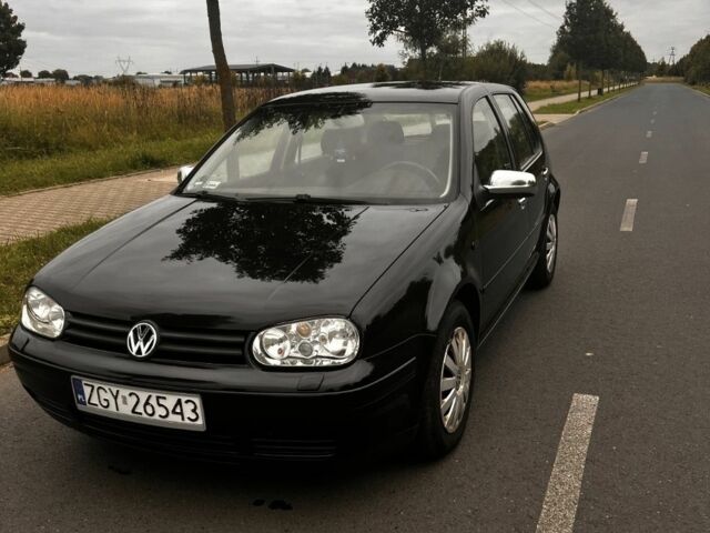 Черный Фольксваген Гольф, объемом двигателя 1.9 л и пробегом 269 тыс. км за 1275 $, фото 1 на Automoto.ua