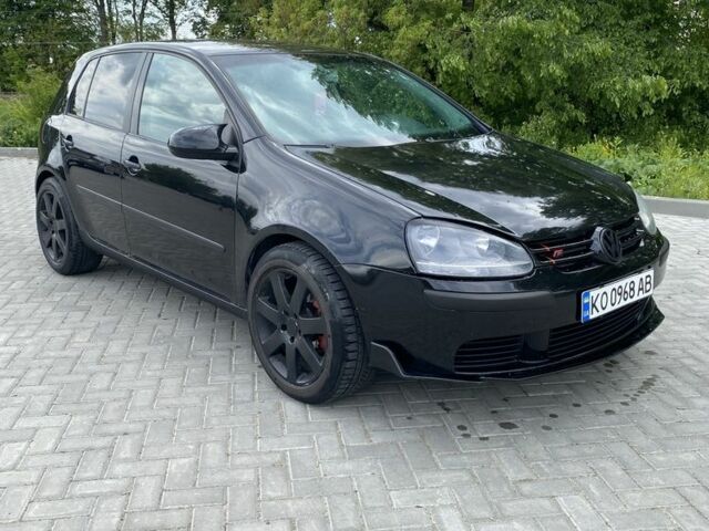 Черный Фольксваген Гольф, объемом двигателя 1.6 л и пробегом 251 тыс. км за 4400 $, фото 1 на Automoto.ua