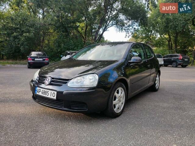 Черный Фольксваген Гольф, объемом двигателя 1.4 л и пробегом 277 тыс. км за 4800 $, фото 1 на Automoto.ua