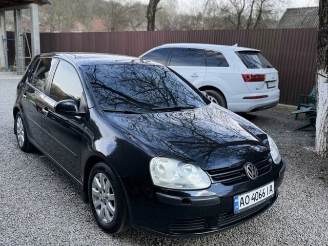 Чорний Фольксваген Гольф, об'ємом двигуна 1.4 л та пробігом 315 тис. км за 4200 $, фото 1 на Automoto.ua