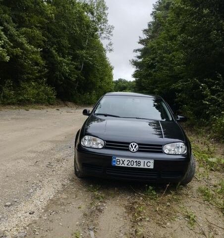 Чорний Фольксваген Гольф, об'ємом двигуна 1.6 л та пробігом 267 тис. км за 4300 $, фото 1 на Automoto.ua