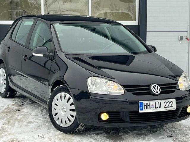 Черный Фольксваген Гольф, объемом двигателя 2 л и пробегом 267 тыс. км за 2600 $, фото 1 на Automoto.ua