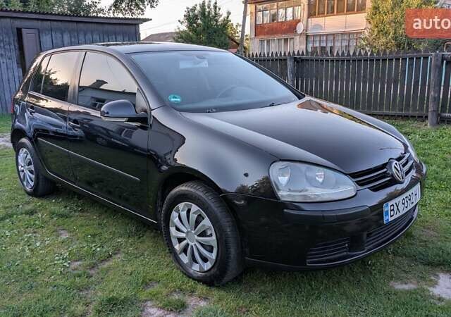 Черный Фольксваген Гольф, объемом двигателя 1.39 л и пробегом 338 тыс. км за 4500 $, фото 1 на Automoto.ua