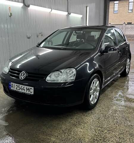 Черный Фольксваген Гольф, объемом двигателя 1.6 л и пробегом 193 тыс. км за 4800 $, фото 1 на Automoto.ua