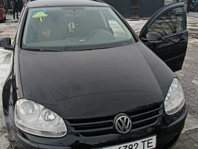 Черный Фольксваген Гольф, объемом двигателя 1.4 л и пробегом 204 тыс. км за 4700 $, фото 1 на Automoto.ua