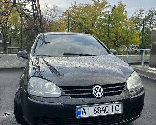 Черный Фольксваген Гольф, объемом двигателя 1.4 л и пробегом 246 тыс. км за 5300 $, фото 1 на Automoto.ua