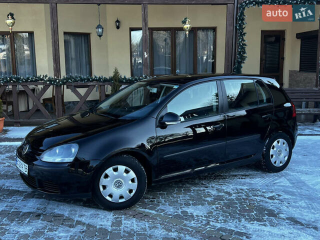 Черный Фольксваген Гольф, объемом двигателя 1.4 л и пробегом 254 тыс. км за 4499 $, фото 1 на Automoto.ua