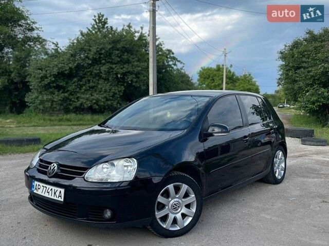 Черный Фольксваген Гольф, объемом двигателя 1.6 л и пробегом 226 тыс. км за 5700 $, фото 1 на Automoto.ua