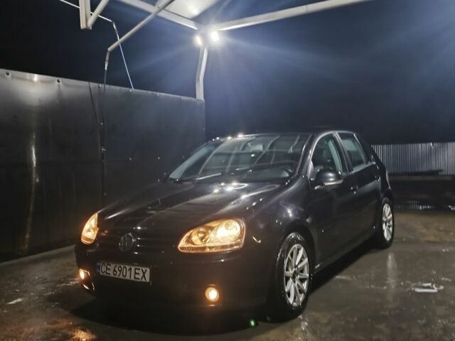 Черный Фольксваген Гольф, объемом двигателя 1.6 л и пробегом 309 тыс. км за 5300 $, фото 1 на Automoto.ua