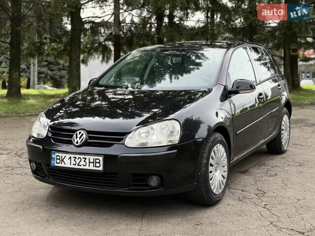 Черный Фольксваген Гольф, объемом двигателя 1.97 л и пробегом 418 тыс. км за 4650 $, фото 1 на Automoto.ua