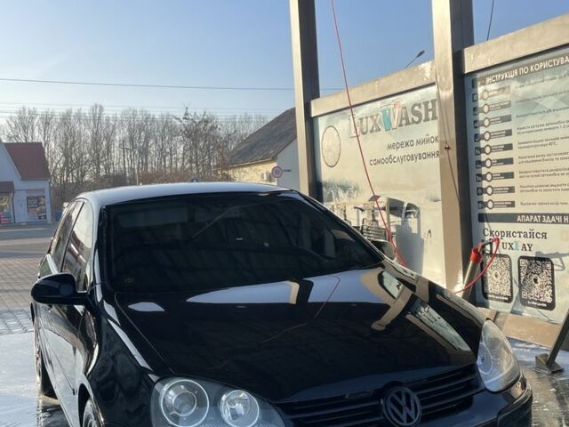 Чорний Фольксваген Гольф, об'ємом двигуна 1.6 л та пробігом 301 тис. км за 4800 $, фото 1 на Automoto.ua