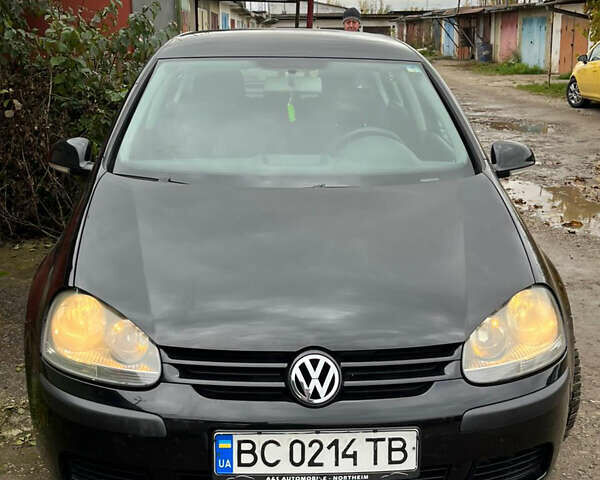 Черный Фольксваген Гольф, объемом двигателя 1.39 л и пробегом 252 тыс. км за 4200 $, фото 1 на Automoto.ua