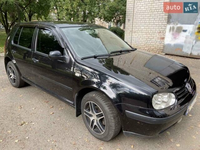 Черный Фольксваген Гольф, объемом двигателя 1.4 л и пробегом 410 тыс. км за 4200 $, фото 1 на Automoto.ua