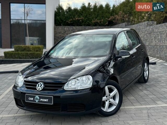 Черный Фольксваген Гольф, объемом двигателя 1.4 л и пробегом 270 тыс. км за 5350 $, фото 1 на Automoto.ua