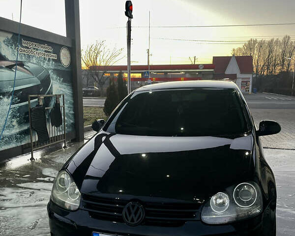 Черный Фольксваген Гольф, объемом двигателя 1.59 л и пробегом 290 тыс. км за 5100 $, фото 1 на Automoto.ua