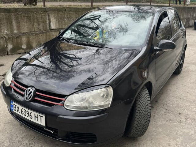 Черный Фольксваген Гольф, объемом двигателя 1.4 л и пробегом 190 тыс. км за 5300 $, фото 1 на Automoto.ua