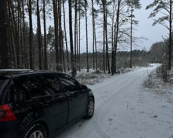 Чорний Фольксваген Гольф, об'ємом двигуна 1.6 л та пробігом 200 тис. км за 5000 $, фото 1 на Automoto.ua
